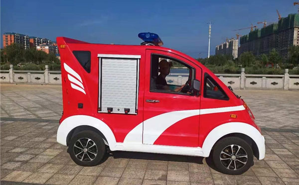 措美微型消防车